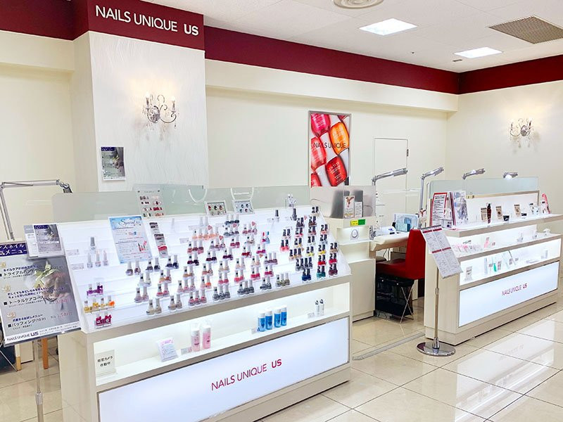 NAILS UNIQUE（ネイルズユニーク）仙台三越店店舗内装写真