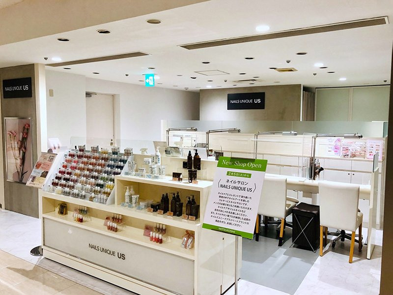 NAILS UNIQUE（ネイルズユニーク）札幌三越店店舗内装写真