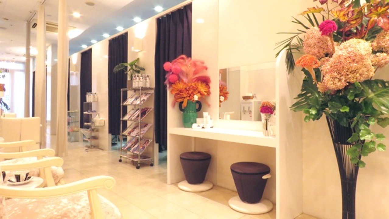 バスト&ヒップアップ専門店 　エルフラージュ銀座店店舗内装写真