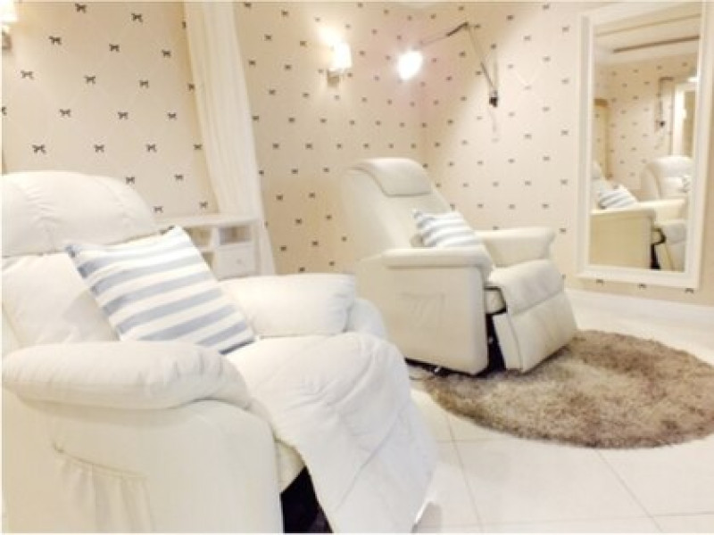 Bonheur（ボヌール）薬院店店舗内装写真