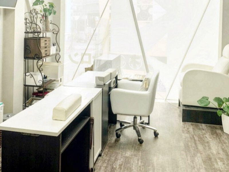  Ajure nail （アジュールネイル）店舗内装写真