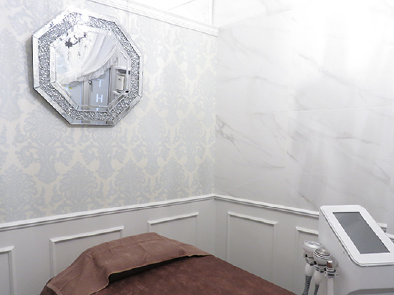 Make Beauty Esthe CO-CO（メイク ビューティ エステ ココ）店舗内装写真