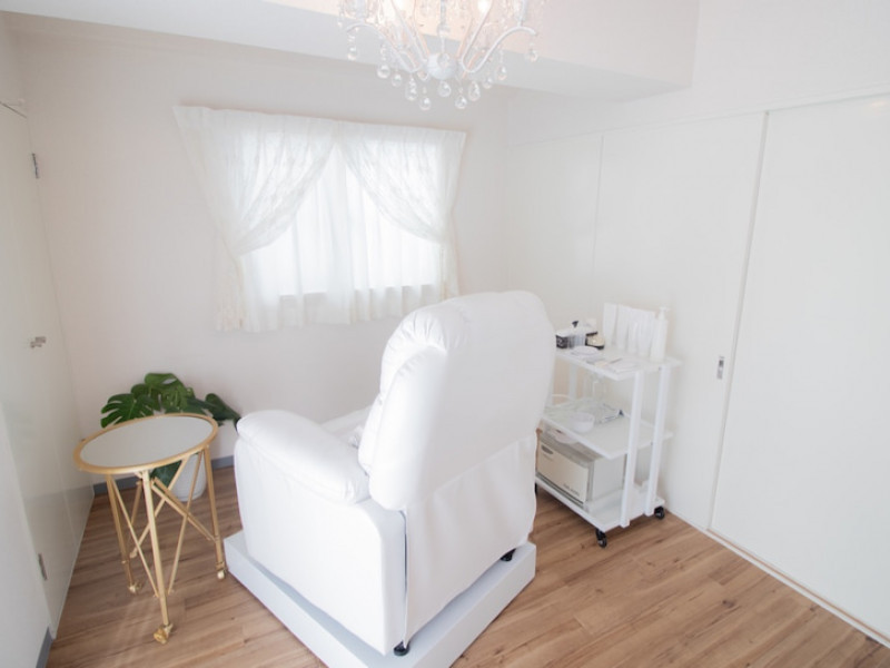 ニキビ・ニキビ跡専門サロン ペシュア店舗内装写真