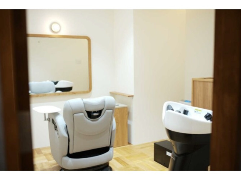 grus（グルス）完全個室型美容室髪質改善縮毛矯正&ヘッドスパ 蔵前・新御徒町店店舗内装写真