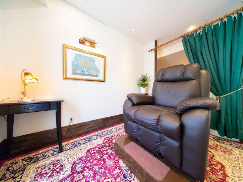 トータルフットケアサロン心逢店舗内装写真