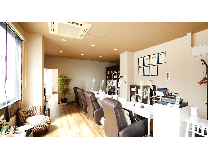 PRESS NAIL&EYELASH（プレス ネイルアンドアイラッシュ）店舗内装写真