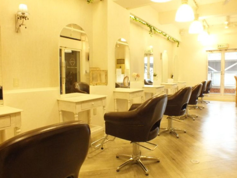 nui-sannomiya(ヌイ)店舗内装写真