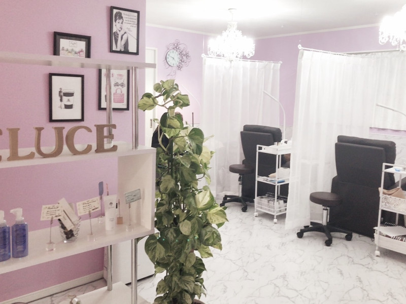 Eyelush＆Nail Eluce（エルーチェ）中間店店舗内装写真