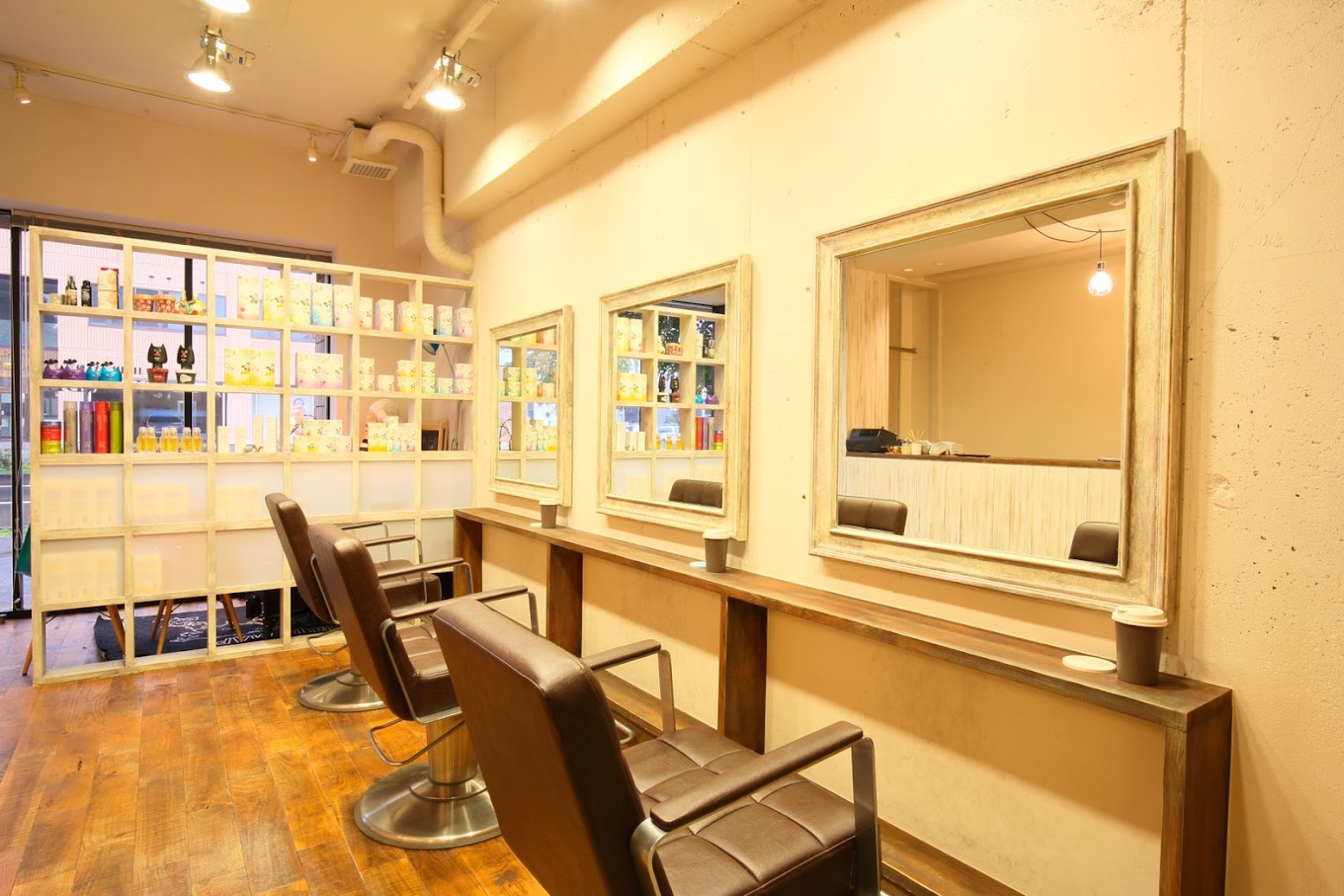 HAIR SALON GRANDE（ヘアーサロングランデ）店舗内装写真