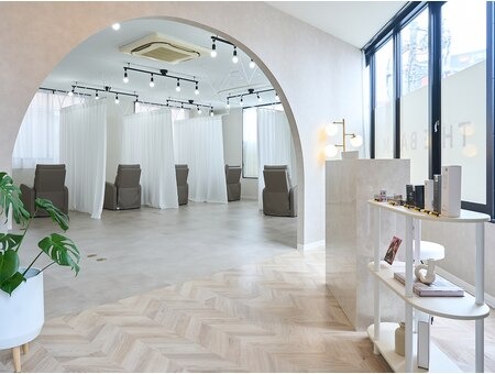 THE BALM（ザ バーム）南越谷店店舗内装写真