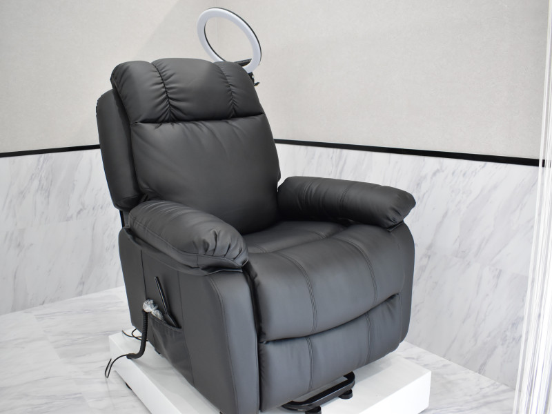 HELIANTHE eyelashsalon（エリオント）店舗内装写真