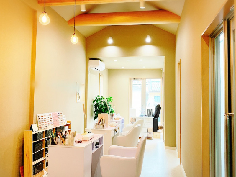 Rairia nail（ライリアネイル）狭山店店舗内装写真