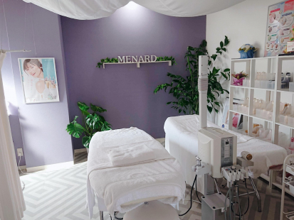 メナードフェイシャルサロン 永犬丸店店舗内装写真