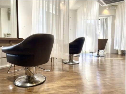 Rely Ofa（レリーオーファ）店舗内装写真