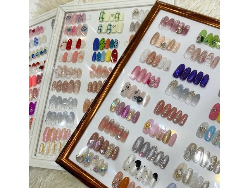 Redispe nail nomae（レディスペネイルノマエ）店舗内装写真