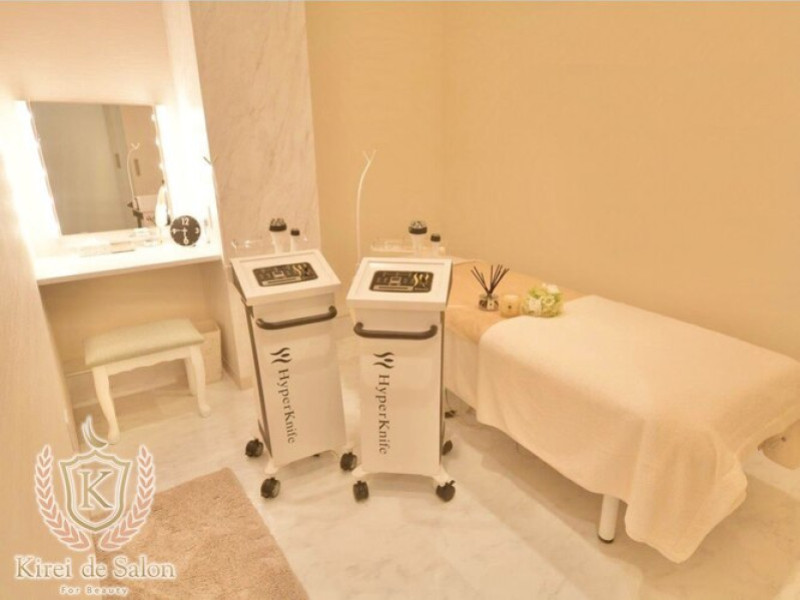 Kirei&ensp;de&ensp;Salon（キレイデサロン）関内店店舗内装写真