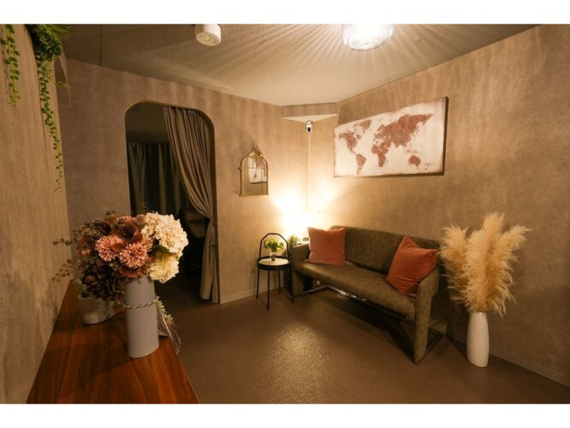 ドライヘッドスパ専門店 ヘッドスパNONREM（ノンレム）店舗内装写真