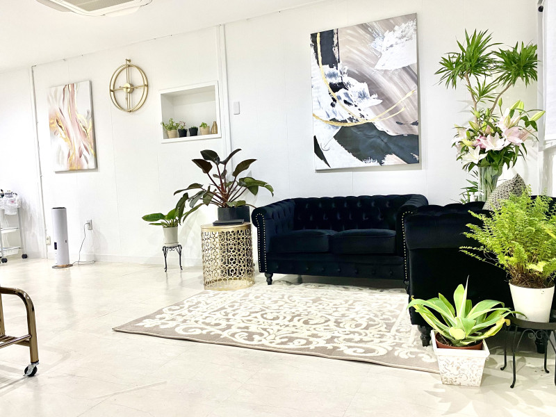 GLOW（グロウ）店舗内装写真