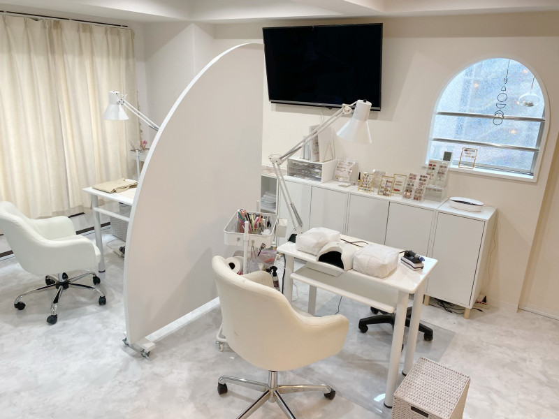 salon nail Room（サロン ネイル ルーム）店舗内装写真