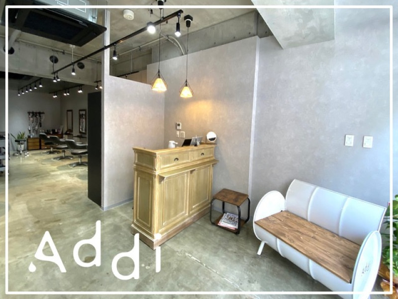 Addi（アディ）中野南口店店舗内装写真