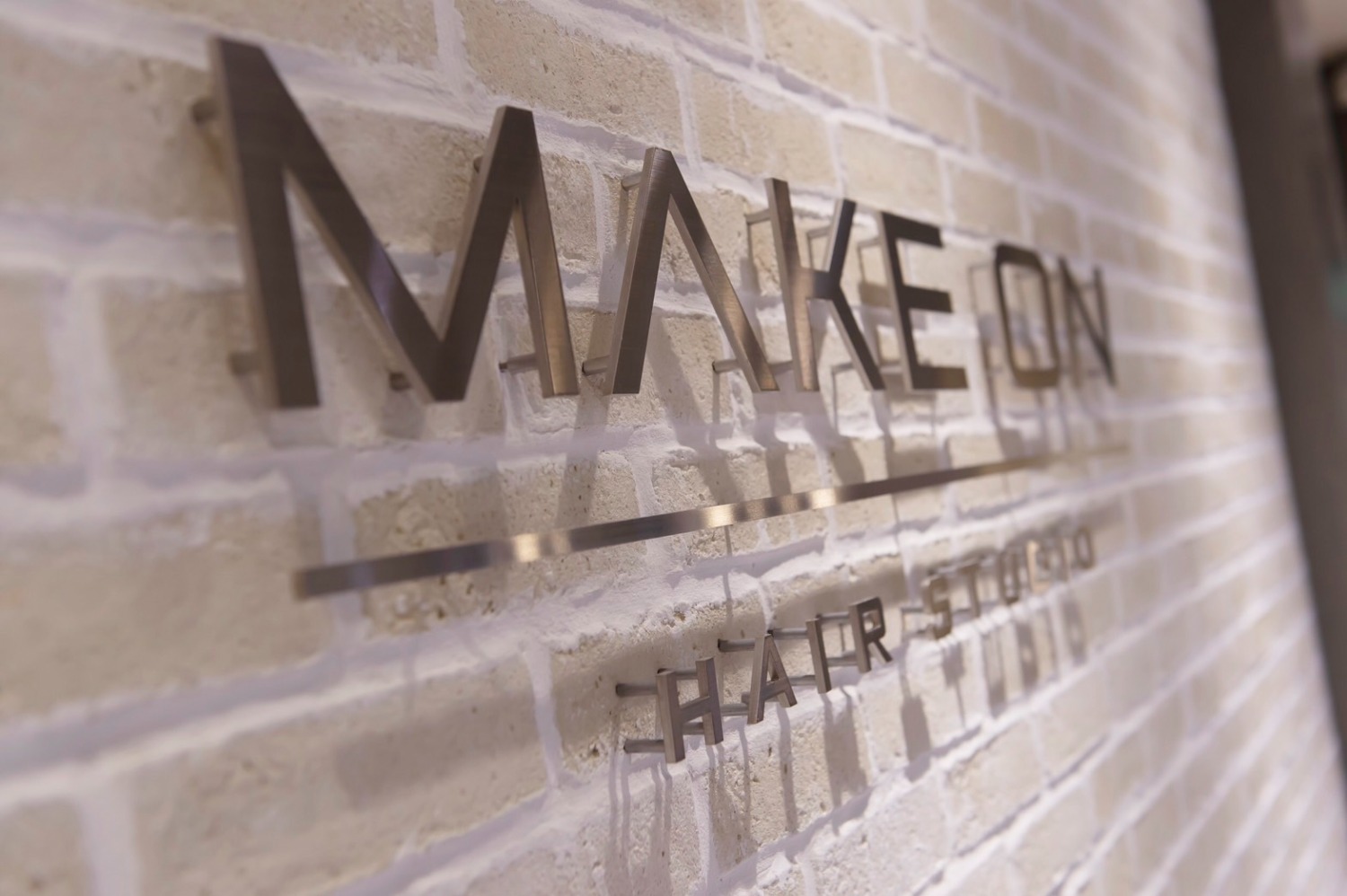 MAKE ON（メイクオン）店舗内装写真