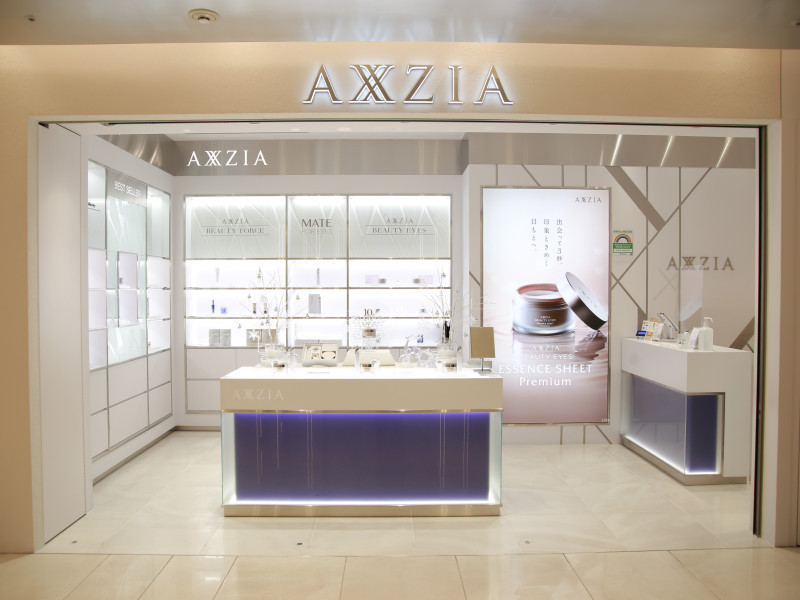 AXXZIA（アクシージア）京王百貨店新宿店/GINZA SIX店/渋谷ヒカリエShinQs店店舗内装写真