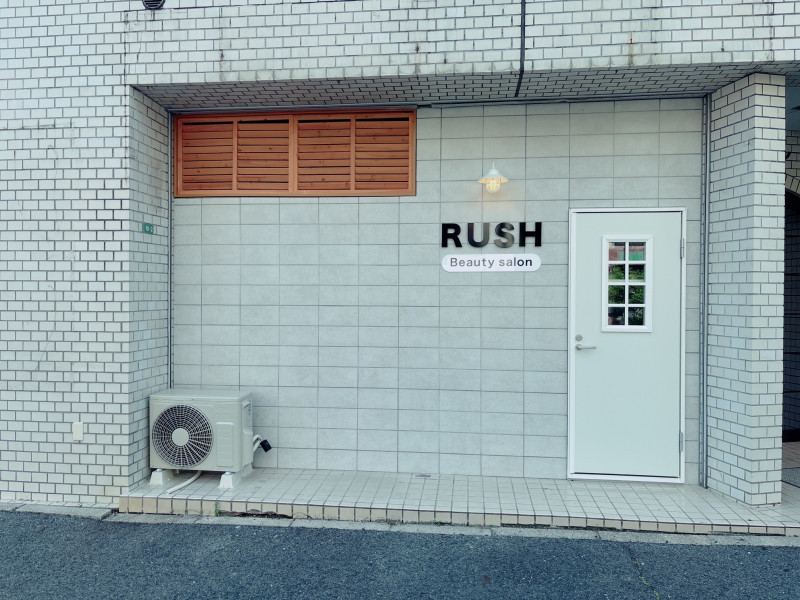 BLACK RUSH Beauty salon（ブラック ラッシュ）横川店舗内装写真