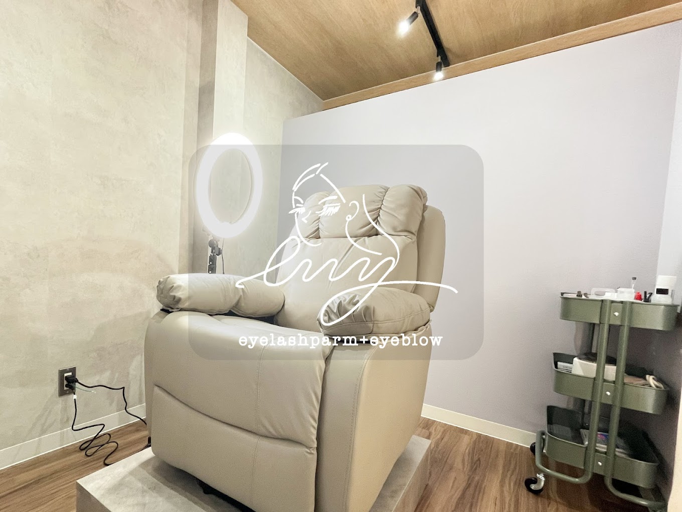 まつげパーマ・まゆげ専門サロン eny（エニー）岡山店店舗内装写真