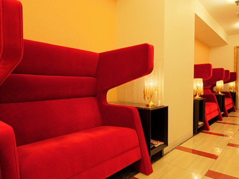 ピュアラ 梅田店/営業職（カウンセラー）店舗内装写真