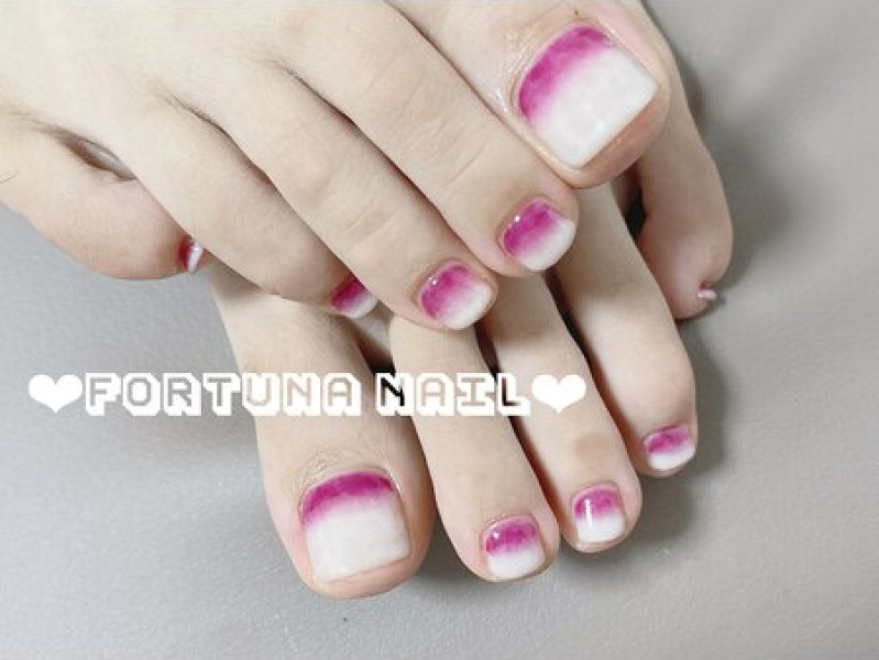 Nail Head Spa Fortuna 神田（ネイル ヘッドスパ フォルトゥーナ）店舗内装写真