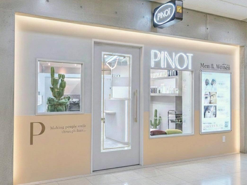 PINOT UMEDA（ピノ ウメダ) アシスタント店舗内装写真