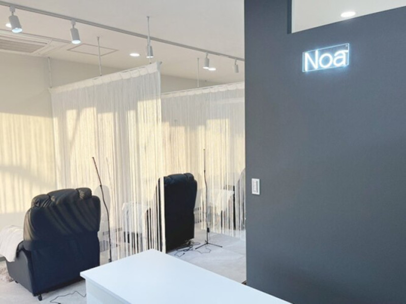 Carrefour noa（カルフールノア）宮前平店店舗内装写真