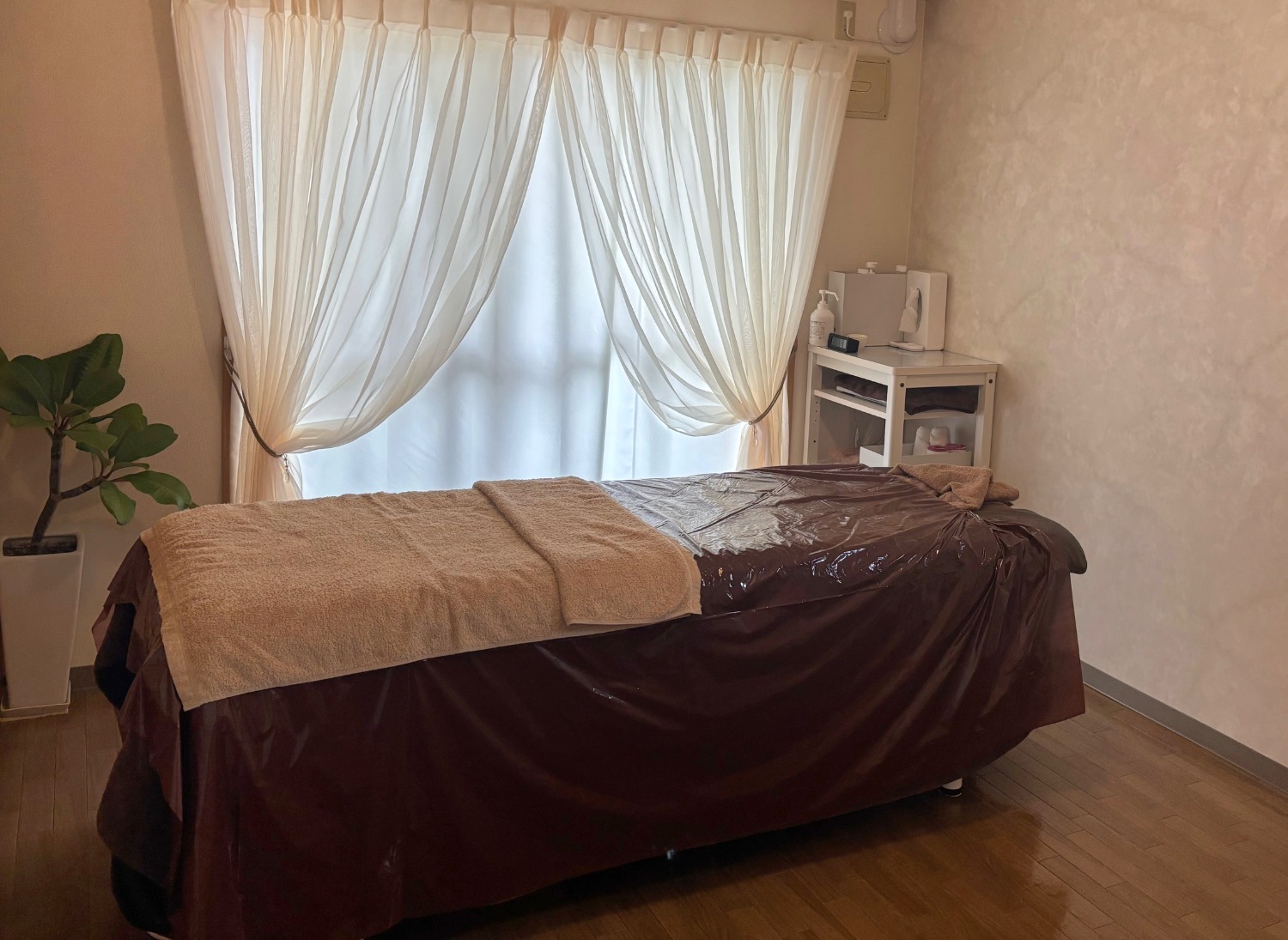 PalmLeaf（パームリーフ）店舗内装写真