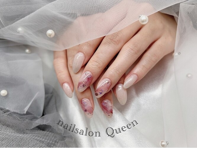 nail salon Queen（ネイルサロン クイーン）大久保店舗内装写真