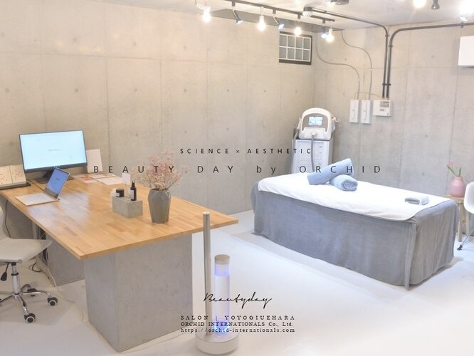 物理と化学のエステティックサロン BEAUTY DAY by ORCHID（ビューティーデイ バイ オーキッド）代々木上原店舗内装写真