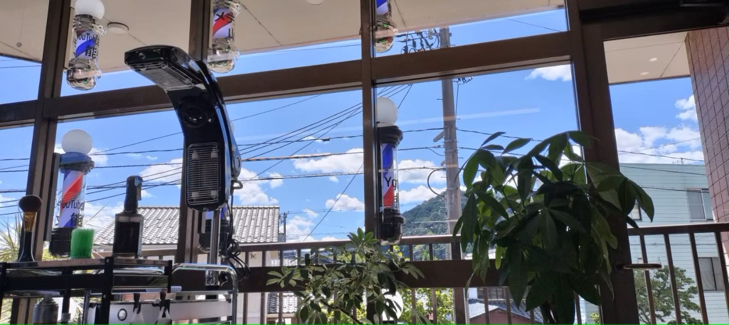 RADI ヘアサロン（ラディ）店舗内装写真