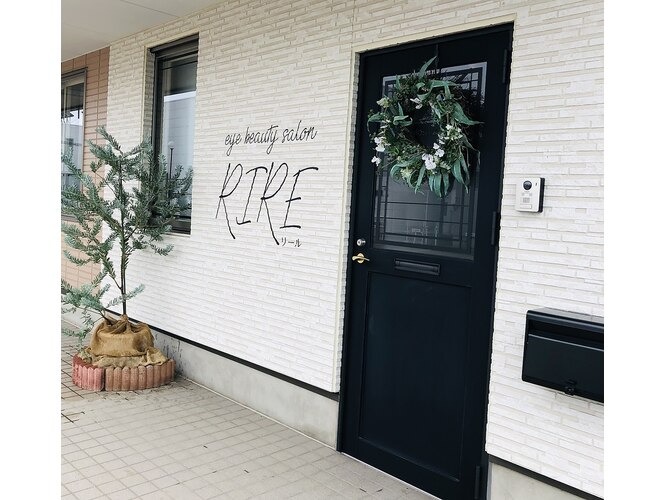 eyebeautysalon　RIRE（リール）店舗内装写真