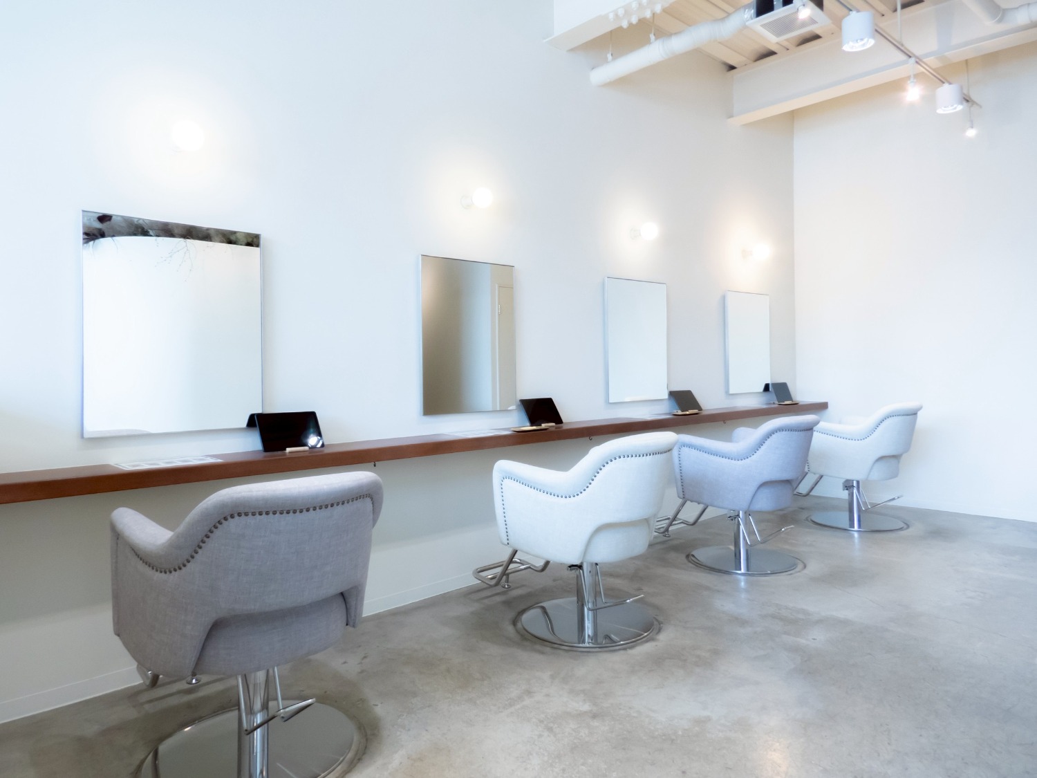 Mint leaf 田中店（ミントリーフ）店舗内装写真