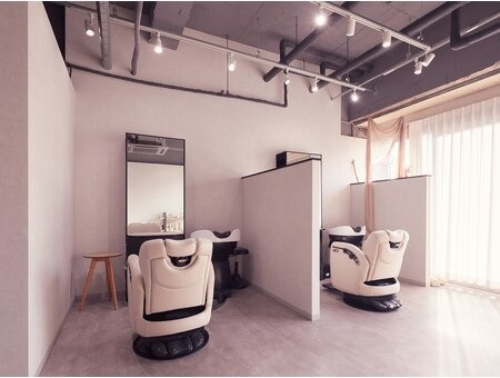 Mint leaf 厚生町店（ミントリーフ）店舗内装写真