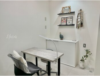 H&eacute;clats（エクラス）銀座店舗内装写真