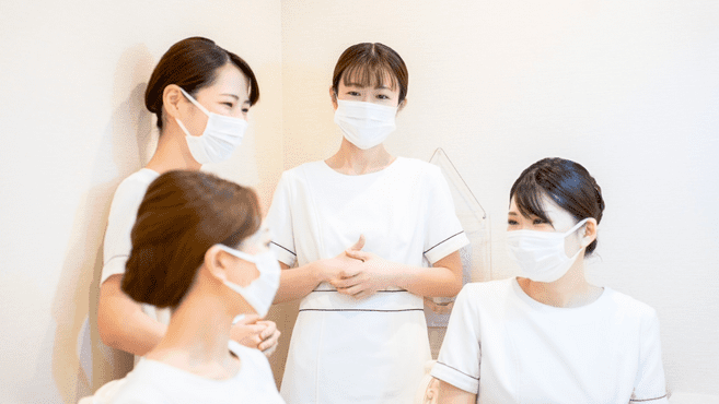 RILLEE-ON（リリーオン）表参道店店舗内装写真