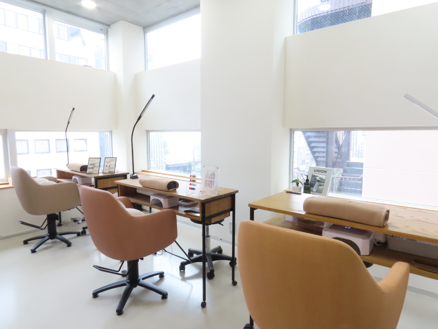 amity personal  nail salon（アミティーパーソナル ネイルサロン）店舗内装写真