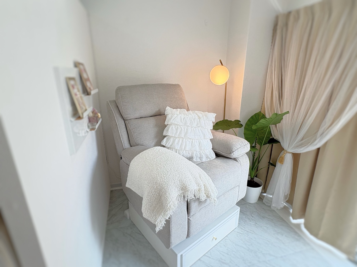 L&rsquo;oiseau bleu Relier（ロワゾブル　ルリエ）店舗内装写真