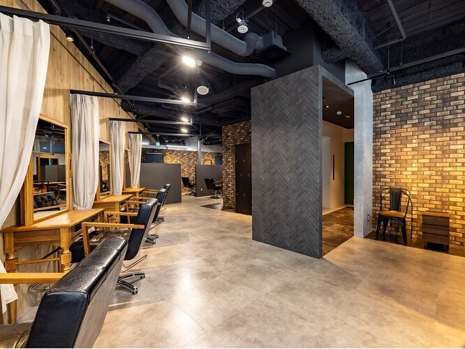 TERRACE（テラス）三宮店店舗内装写真