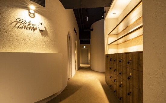 meleep（メリープ）三宮店店舗内装写真