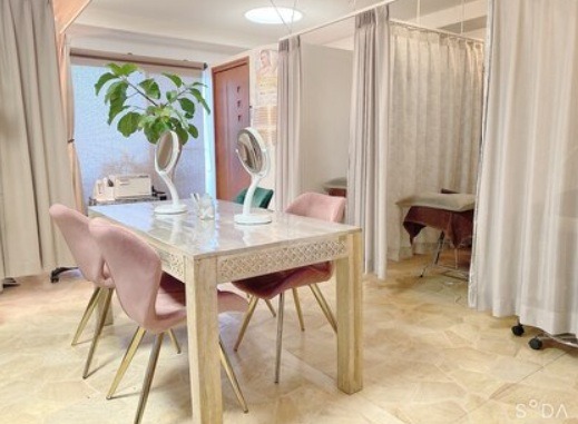 Art I.B Kobe（アート アイビー コウベ）店舗内装写真