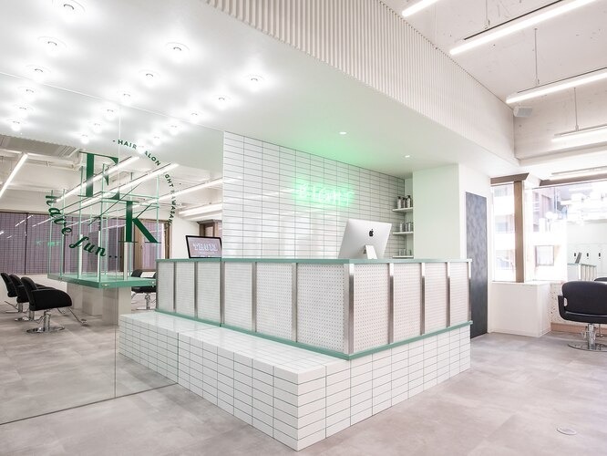 EIGHT kawasaki川崎店（エイト）店舗内装写真