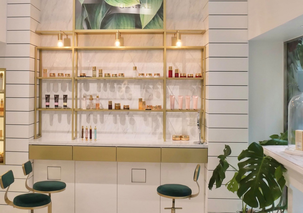 GRATiAE（グラティエ）銀座店舗内装写真