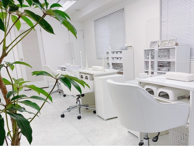 Cherie Nail（シェリーネイル）店舗内装写真