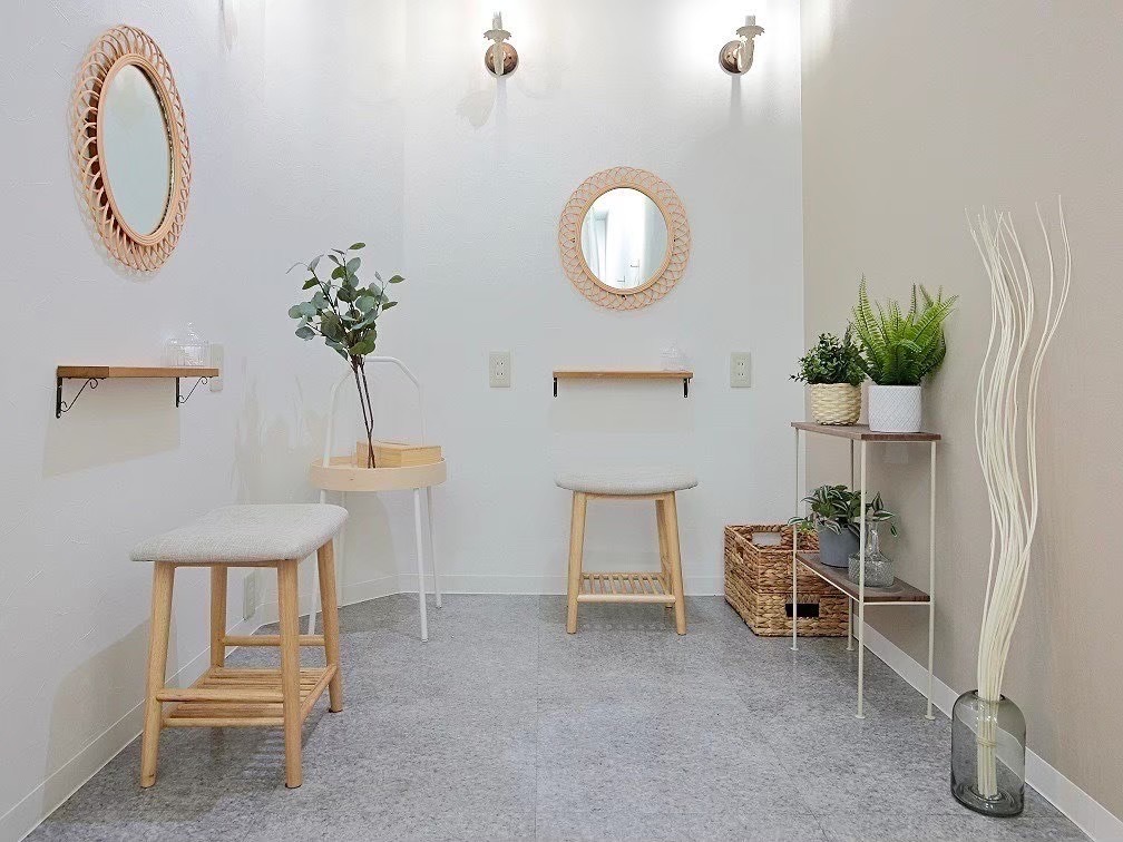 eyelash salon Pualice（アイラッシュサロン　ピュアリス）店舗内装写真